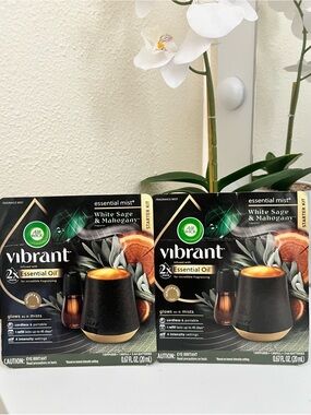 Vibrant White Sage & Mahogany Essential Mist Kit - Black